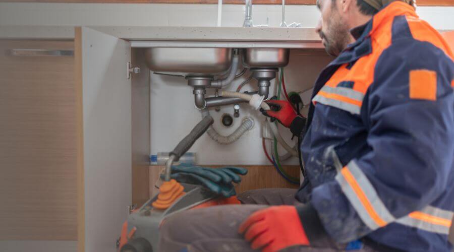 Professional slab leak plumber services in Freeport, TX
